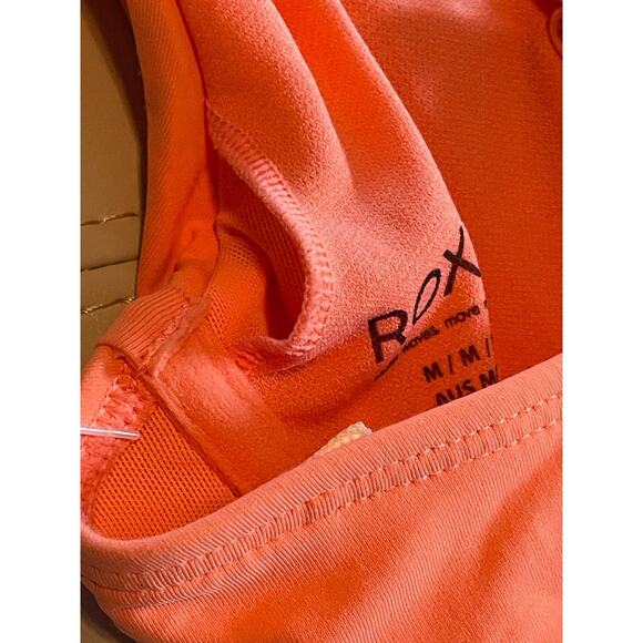 Roxy Women's Standard Solid Beach Classics Underwire D-Cup Bikini Top Sz M - Picture 6 of 9